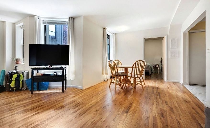 1st image of 310 W 95th St APT 6E