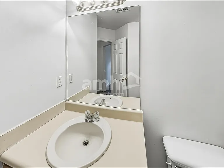 4238 Zephyrhills Dr NW — Photo 12
