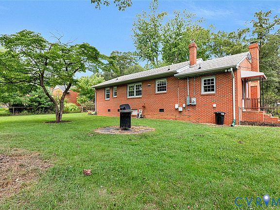 4th image of 12352 Lees Ln