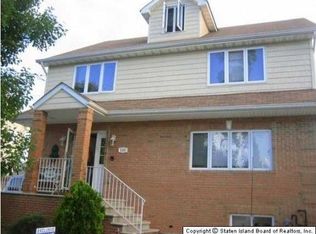 120 Roswell Ave, Staten Island, NY 10314