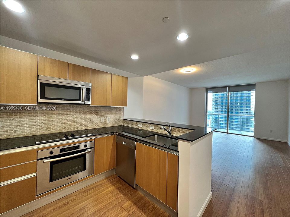 1st image of 1060 Brickell Ave APT 2513