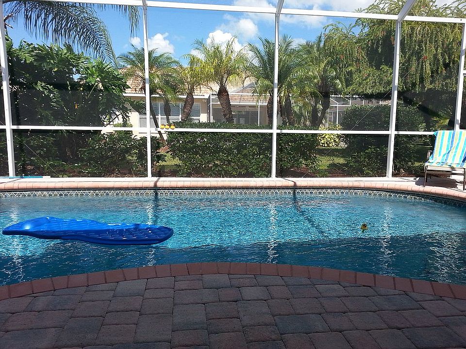 1st image of 723 Thistlelake Dr