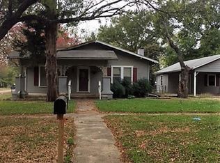 401 N 5th St, Wortham, TX 76693