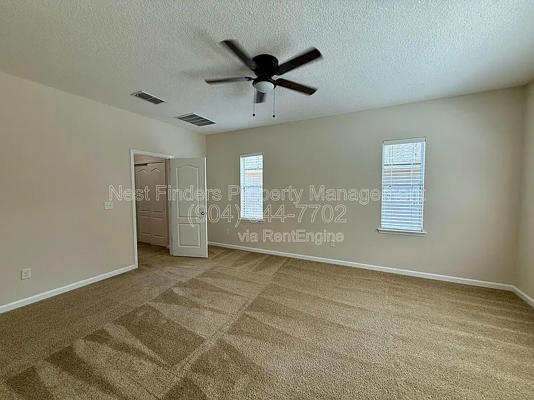 145 Woodfield Ln — Photo 26