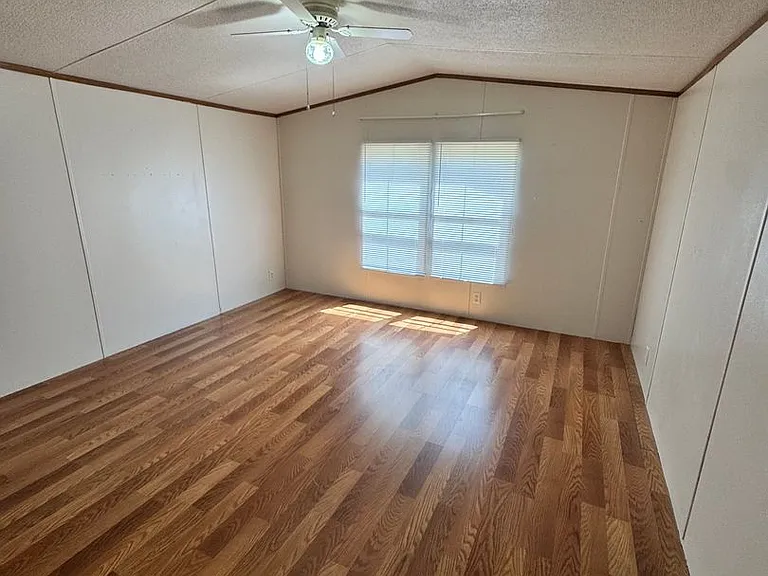 1237G Longbranch Rd — Photo 23
