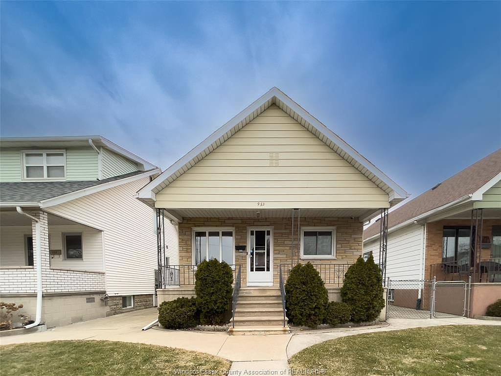 953 Marentette Ave, Windsor, ON N9A 2A2 Zillow