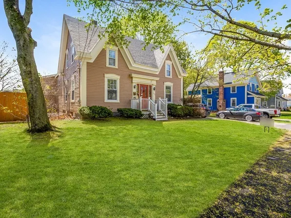 162 Hobart St, Danvers, MA 01923