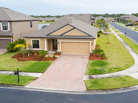 3rd image of 400 Trymore Dr SE