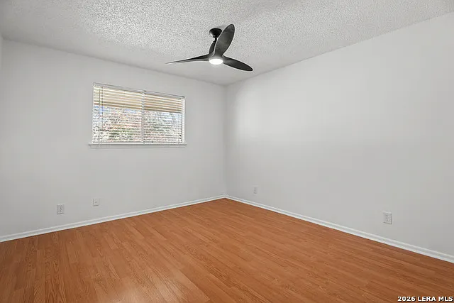 3408 Northmoor St #25 — Photo 24