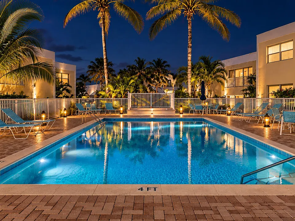 3541 NE Ocean Blvd #4