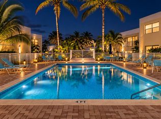 3541 NE Ocean Blvd APT 4, Jensen Beach, FL 34957