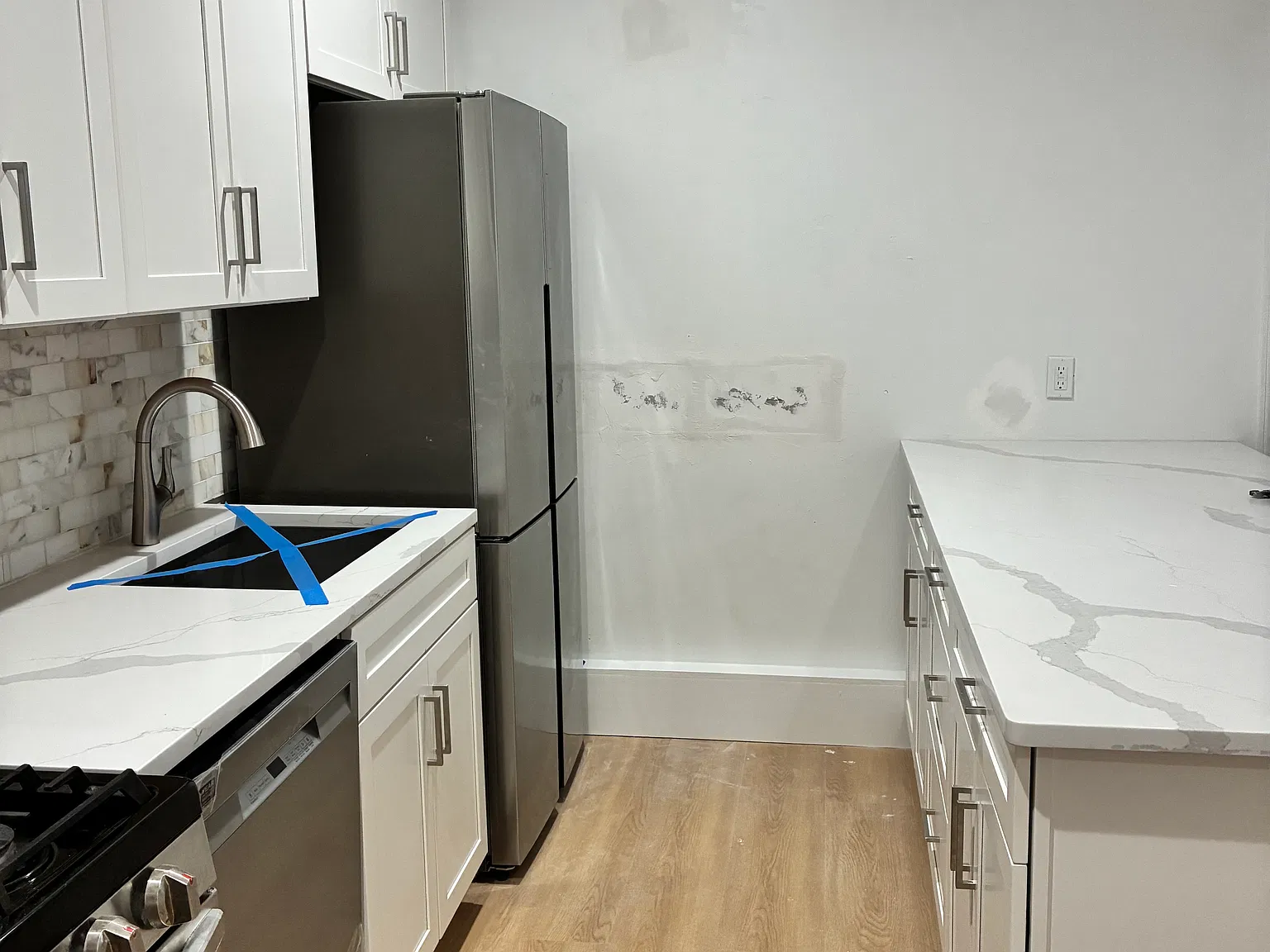 4220 Herkimer Pl — Photo 2
