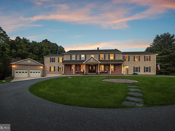 2nd image of 3897 Greenmeadow Ln