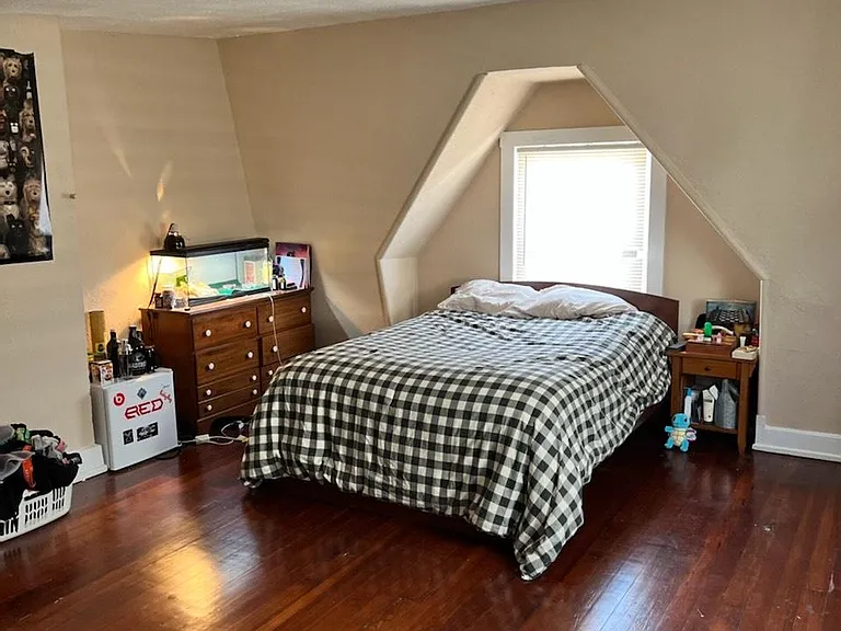 313 Donahue St #2 — Photo 2