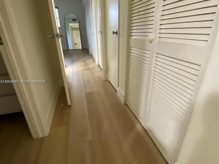 1200 Tallwood Ave #302 — Photo 11