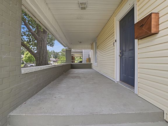 4th image of 3254 Graceland Ave