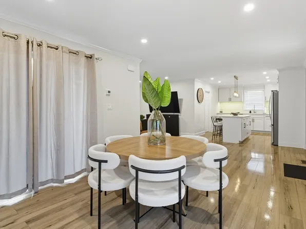 64 Bacheller St, Lynn, MA 01904