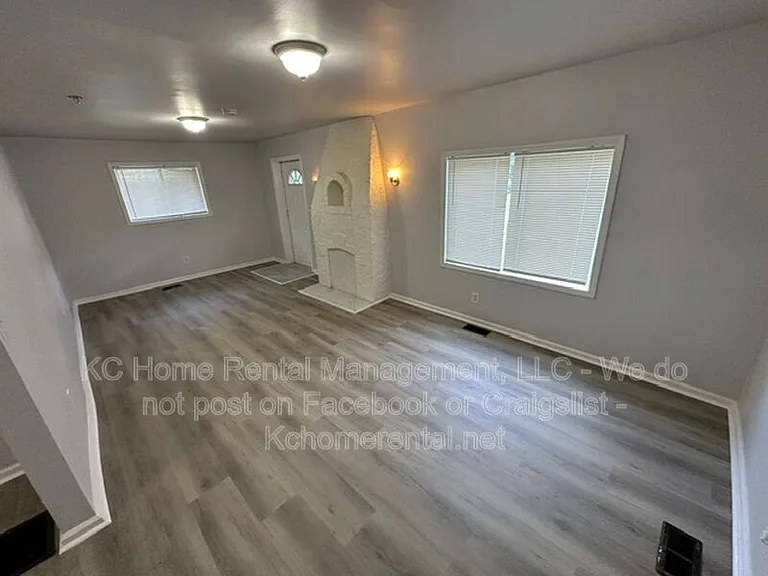 4116 Springfield St — Photo 5