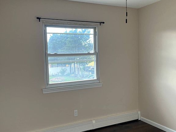 4th image of 10 Molloy St