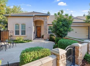 5528 W Orchard Ave, Visalia, CA 93277