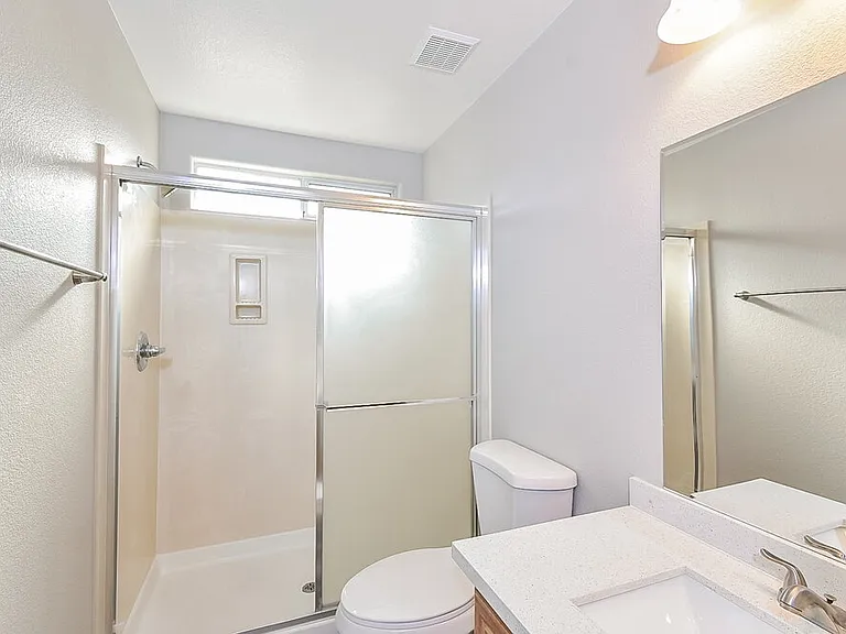 7620 Emerald Ridge Ct — Photo 18