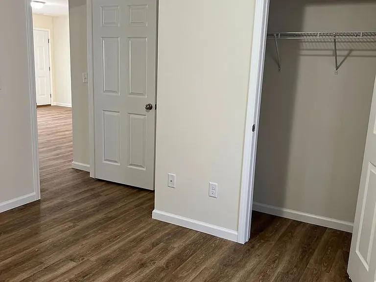 Brand New House 3 beds 2 baths with 1 car garage — Photo 32