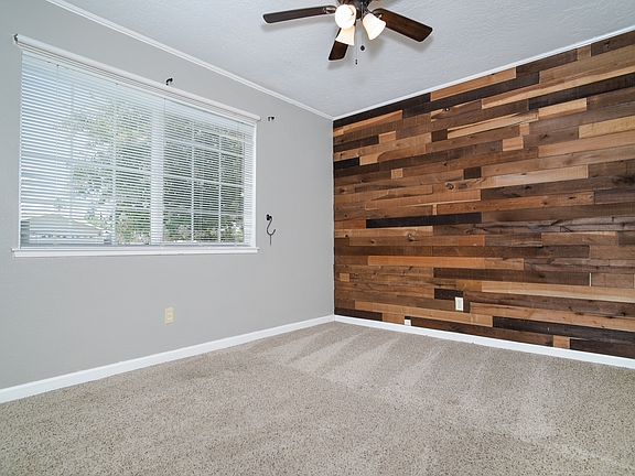4th image of 2534 Jacquelyn Ln