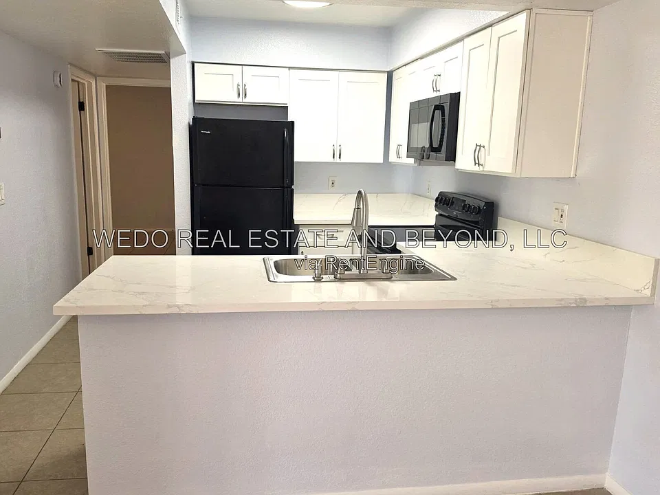 1504 E 29th Ave #3