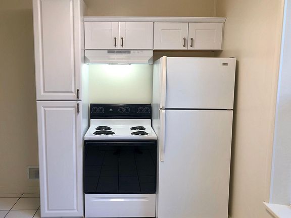 5th image of 177 S 100 E APT A