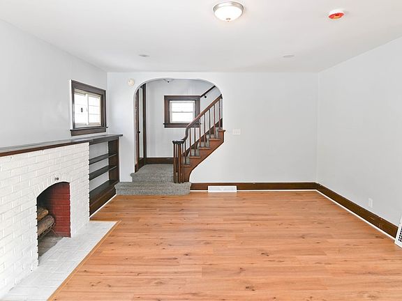 5th image of 554 Palmer Ave