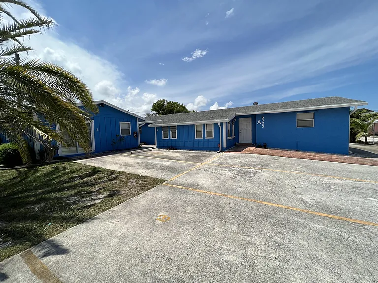 2735 Richard Rd #B — Photo 2