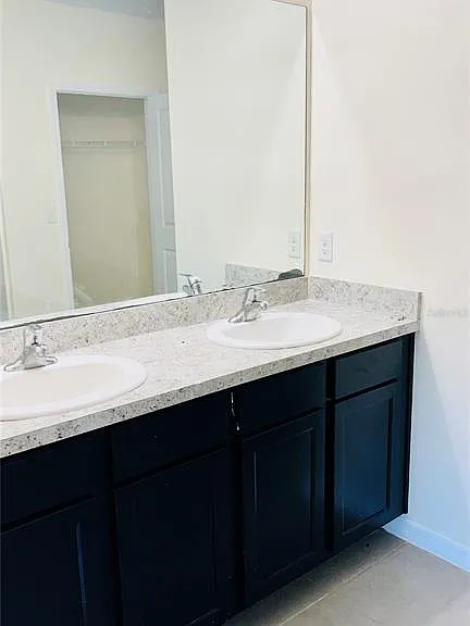11152 Leland Groves Dr — Photo 13