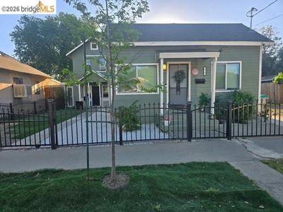 135 4th St, Woodland, CA, 95695