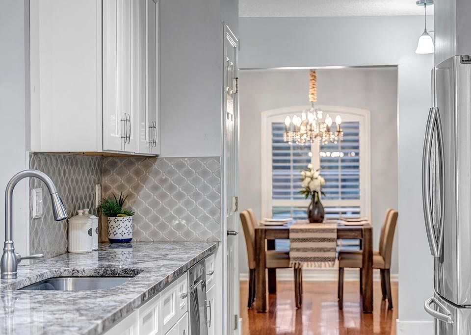 1st image of 3405 Glen Abbey Ct