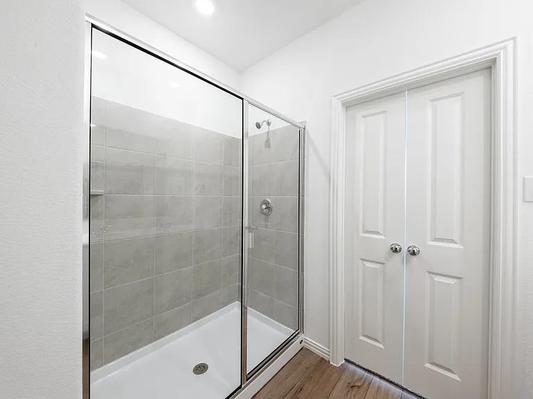 138 Jenkinson Dr — Photo 23