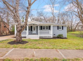 22 Warren Ct, Greenville, SC 29607