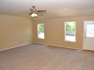 2713 Demotte Dr, Yukon, OK 73099