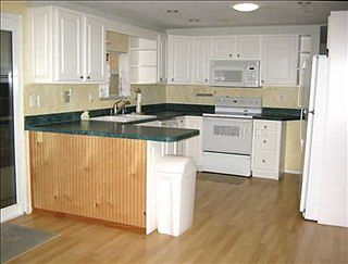 3rd image of 2041 Live Oak Ln