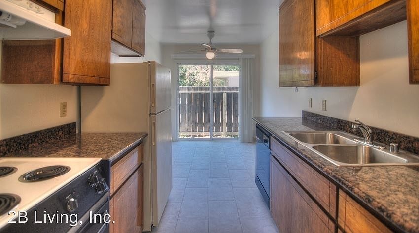 1st image of 1595 Brookvale Dr APT 04