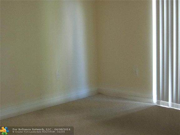 4th image of 229 NW 14th Ave #229