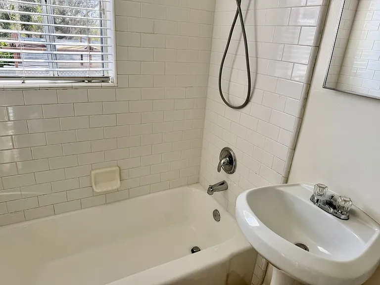 3043 Vancouver Ave #3043 — Photo 7