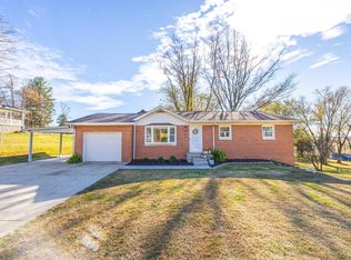 736 E Schnellville Rd, Jasper, IN 47546