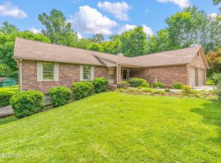 7902 Bell Campground Rd, Powell, TN 37849