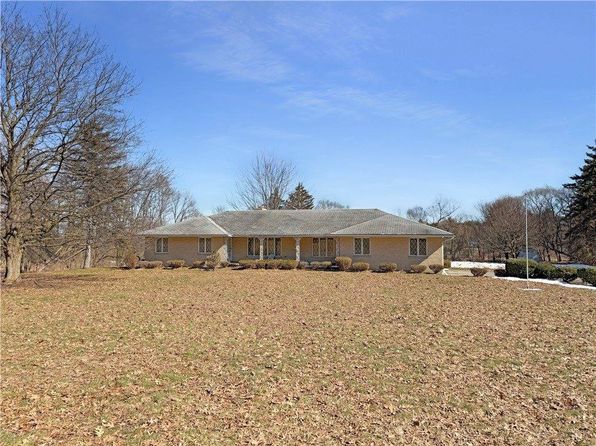 10 Simmons Rd