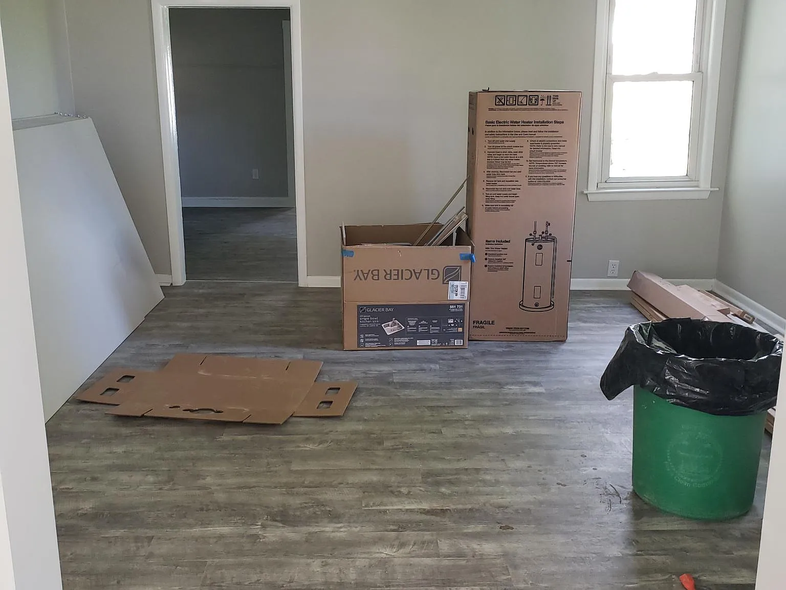 3 bed, 1258 sqft, $2,300 — Photo 4