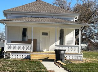 917 Maple St, Murray, IA 50174