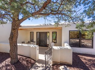 105 Cibola Cir, Santa Fe, NM 87505