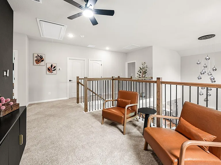 217 McCrae Dr — Photo 23