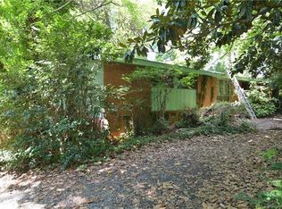 6212 Sharon Rd, Charlotte, NC 28210