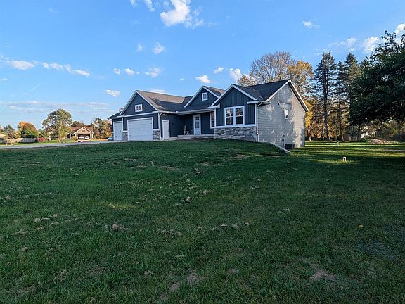 2nd image of 5418 Bauer Rd